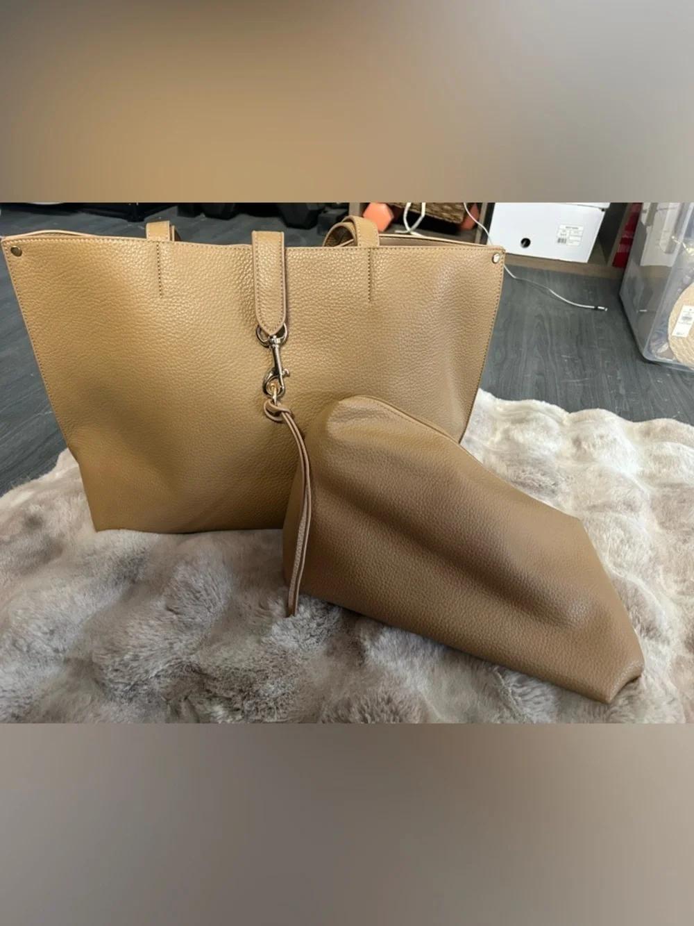 NWOT Classic Tan Tote with Pouch